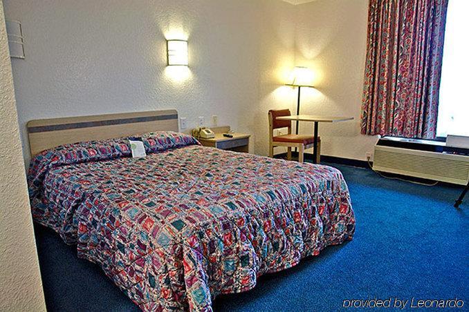 Motel 6 Huntsville - Madison Ngoại thất bức ảnh