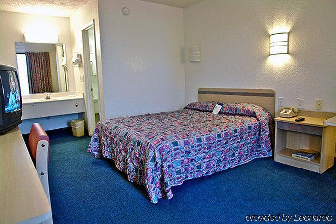 Motel 6 Huntsville - Madison Ngoại thất bức ảnh