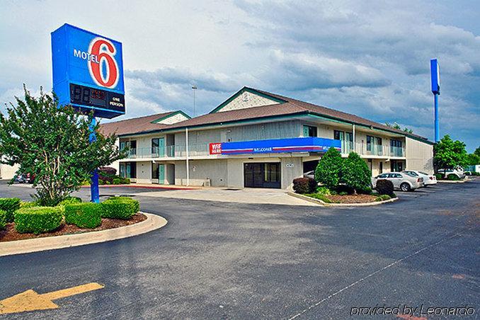 Motel 6 Huntsville - Madison Ngoại thất bức ảnh