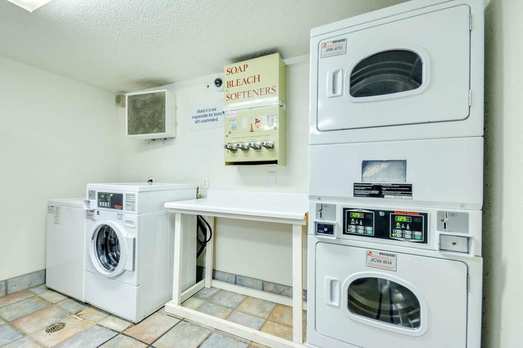 Motel 6 Huntsville - Madison Ngoại thất bức ảnh